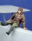 1/48 WW I pilot (seated outside a/c)