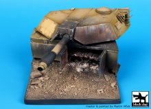 1/35 Destroyed M1A1 Abrams base