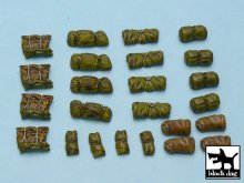 1/48 TENTAGE+BEDROLLS accessories set