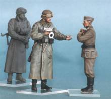 Tank Model (TAHK) 1/35 German feldaendarme with driver 1941-45.T
