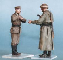 Tank Model (TAHK) 1/35 German feldaendarme with driver 1941-45.T