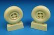 1/32 Supermarine Spitfire Mk.IX 4-Slot main wheels (Tamiya)
