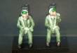 1/72 2x pilots seated in a/c (60')