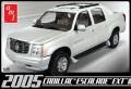 1/24 2005 Cadillac Escalade