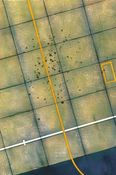 1/72 Airfield Tarmac Section. Section is a 3D print - 1/48 Acc. Diorama