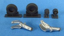 1/48 Heinkel He-111 tail wheel/support