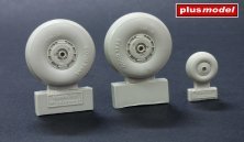 1/48 C-47 Skytrain wheels with cover