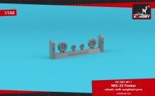 1/144 Mikoyan MiG-25 Foxbat wheels with weighted tires