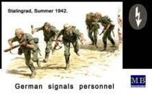 1/35 German Signals Personnel