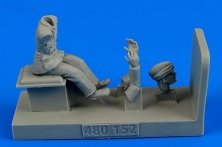 1/48 RAF Driver WWII for Albion Fueller