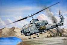 1/35 Boeing/Hughes AH-1W Super Cobra Helicopter US Marines