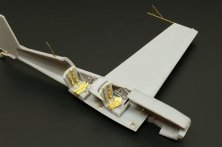 1/72 Extra EA-300L-330LC PE set