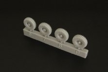 1/72 AEC wheels set