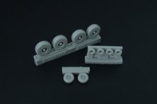 1/144 C-130 Hercules wheels