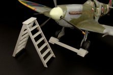 1/32 British wheel chock + ladder (resin set)