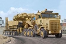1/35 Oshkosh M1070 Truck Tractor and M1000 HETS