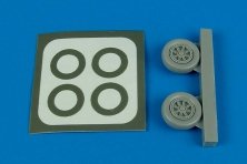 1/72 A-1H Skyraider (NAVY) wheels (HAS)