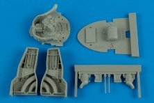 1/48 F8F-1 Bearcat wheel bay (HOBBYB)