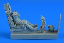 1/32 British Eurofighter EF-2000A Pilot with ejection seat