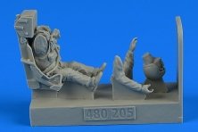 1/48 USAF Fighter Pilot with ejection seat for F-80