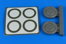 1/32 PZL-11 wheels & paint masks