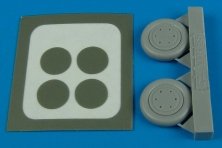 1/72 SBD Dauntless wheel & paint masks