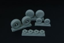 1/72 C-130 wheel set with disc brakes