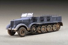 1/72 German WWII Schwerer Zugkraftwagen 12t Half-track