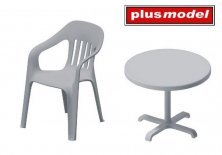 1/35 Plastic chairs and table.