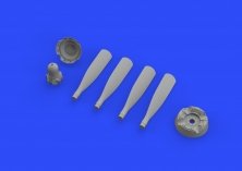 BRASSIN 1/48 P-51D Hamilton Standard uncuffed propeller