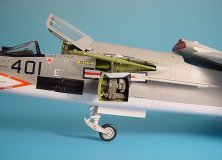 Aires Upgrade set: F-8E CRUSADER gun bay
