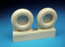 1/32 North-American P-51 Mustang Diamond Tread pattern