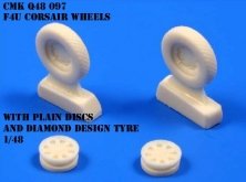 1/48 F4U Corsair wheels (plain disc, diamond des.)
