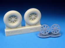 1/48 F4U Corsair Postwar Tread Mainwheels