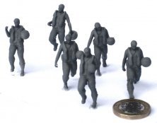 1/48 Raf aircrew running 60s/70s