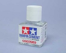 Tamiya Cement (40 ml)