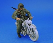 Motorcycle Feldgendarmerie 1  1/35
