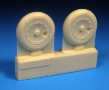 1/48 Focke-Wulf Fw-190 mainwheels with smooth tires
