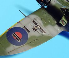 Supermarine Spitfire Mk. Vb gun bay