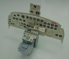 1/32 Consolidated B-24D/B-24J Liberator instrument panel