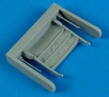 1/48 T-28 Trojan airbrake (RODEN)