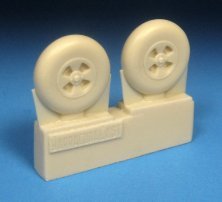 1/72 De Havilland DH-103 Hornet Mainwheels with smooth tyre