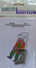 1/48 F-8E/H/J/K Crusader US Navy fighter pilot w/ ejection seat
