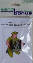 1/48 USAF Maintenance crew farm gate operation I