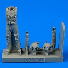 1/48 Soviet Pilot with life jacket  the Cold War period