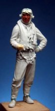 1/24 Hawker Typhoon Mk.Ib standing pilot figure mid-war