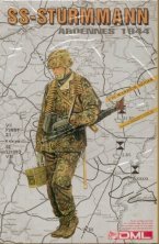 1/16 Sturmann Ardennes 44 German Machine gunner walking