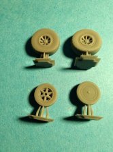 1/72 Tigercat wheels with treads loaded FLY