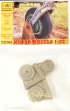 1/32 MiG-19 wheels