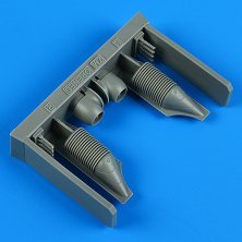 1/32 Fw 190A-4 tropical filter opened for Zoukei Mura